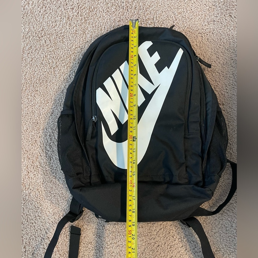 NIKE Sportswear Hayward Unisex Black Backpack - Picture 3 of 9